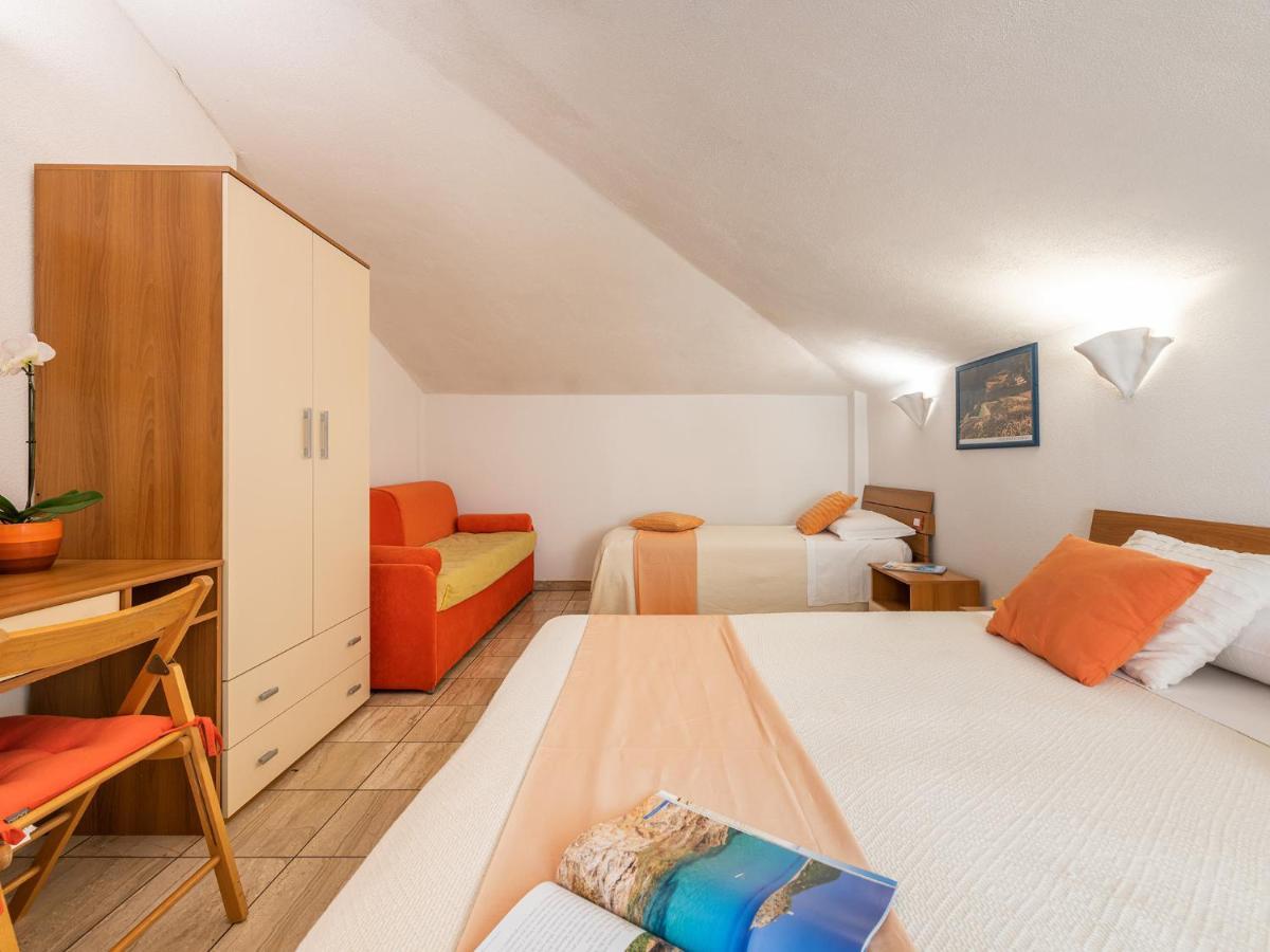 Bed And Breakfast ดอร์กาลี ภายนอก รูปภาพ